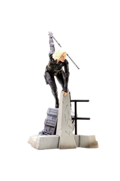 Diamond Select Toys Marvel Gallery Avengers Infinity War Movie Black Widow Di...