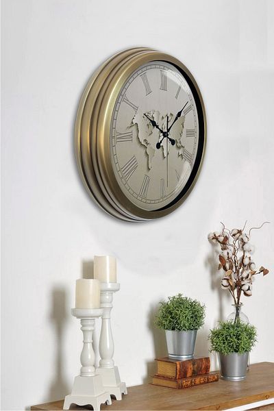 Dream Gift 40 Cm Tumbled Metal White Map Wall Clock