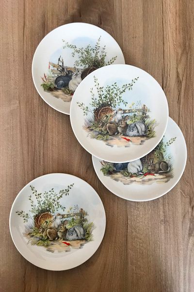 Bursa Porselen Dekor Rabbit Pattern 4 Piece Cake Plate