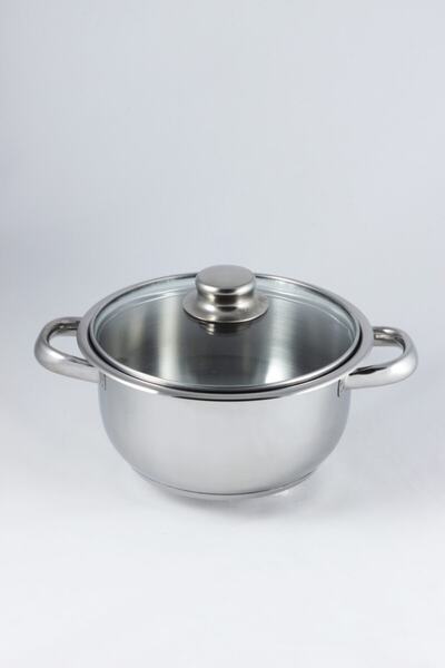 Sole Mina pipe handle glass lid stew set