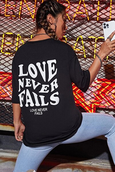 Harmandar Ljubav nikada ne izdaje Štampano Unisex Oversize kroj Crna T-shirt