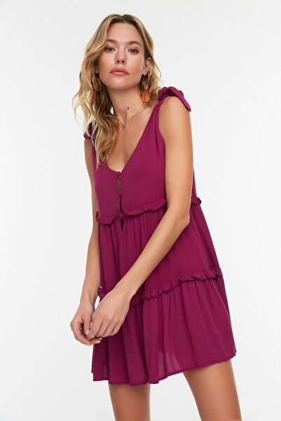 Trendyol Collection Fuchsia Mini-Strandkleid mit gewebten Rüschen TBESS21EL3620
