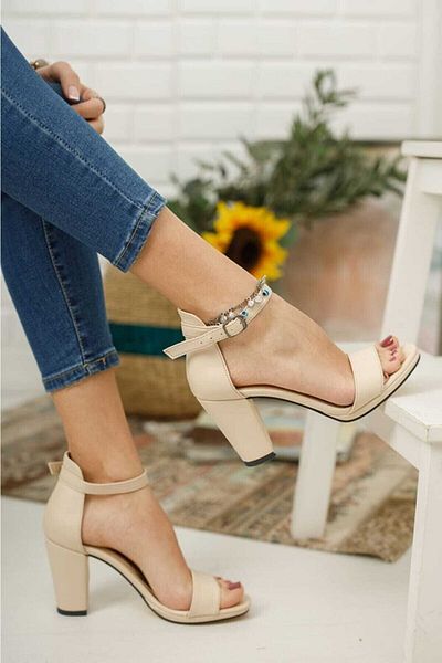 Classy Single Strap Women's Classic Heeled Shoes