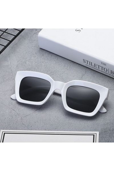 Oppacity Retro Square Sunglasses White - Unisex