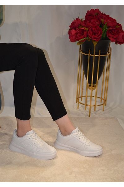 Jump Women's White Sneaker Sports Shoes 21516