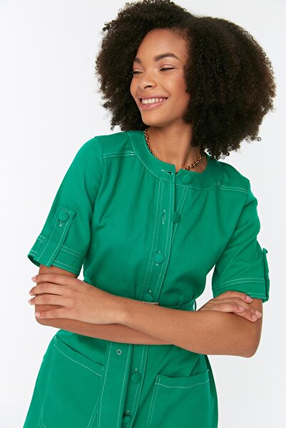 Trendyol Collection Φόρεμα με πράσινη ραφή με λεπτομέρεια υφαντό TWOSS22EL1103