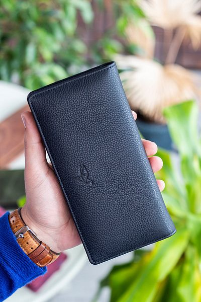 Garbalia Unisex Black Portfolio Wallet with Phone Compartment