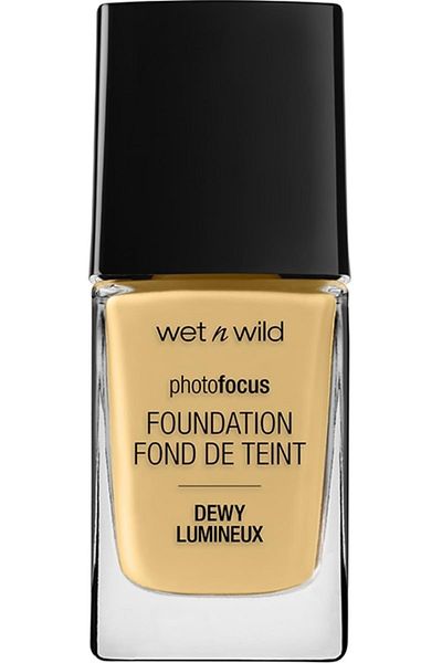WET N WİLD Photo Focus Foundation - Dewy Lumineux, Gold Beige Foundation