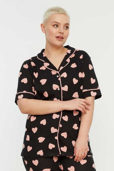 Trendyol Curve Große Größen in Pyjama-Set - Mehrfarbig - Herz