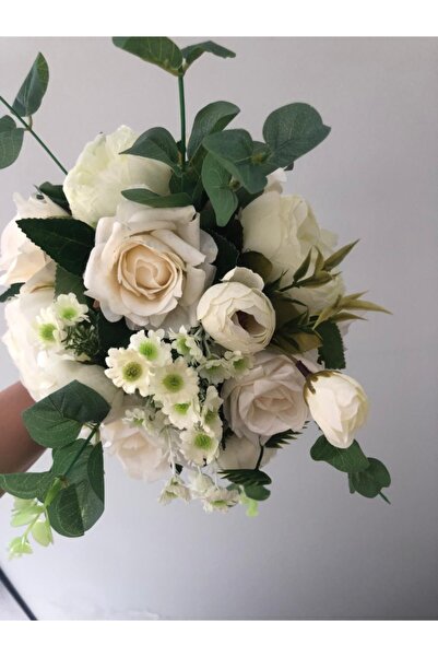 Botanikelbuketleri Beyaz Şakaik Ve Güllü Okaliptüslu Gelin Çiçeği