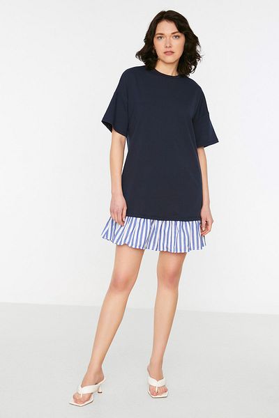 Trendyol Collection Kleid - Dunkelblau - Gerüschter Saum