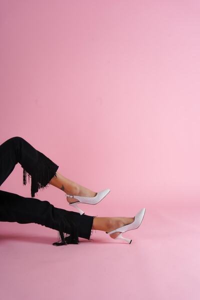 DİVOLYA Rozalinda Pantofi cu toc pentru utilizare zilnică cu buline albe