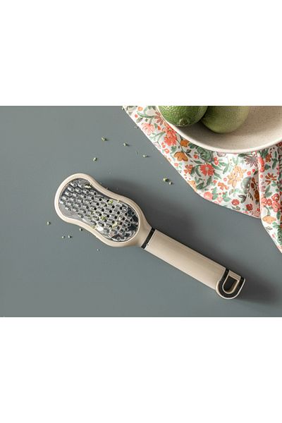 English Home Pupa Plastic Grater 23 Cm Beige