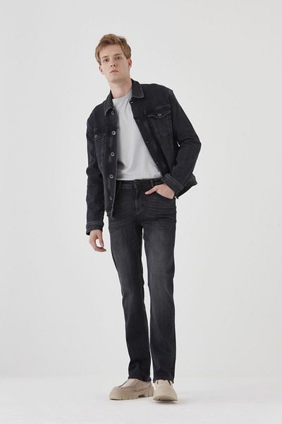 Pantamo Jeans Тъмно тонирано черно дънково яке с изтъркан черен цвят - класическо мъжко палто