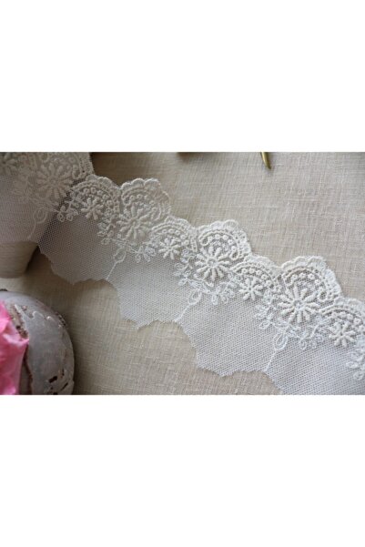 SHERLOCK HOME Tulle Tape (8.5 Meters)