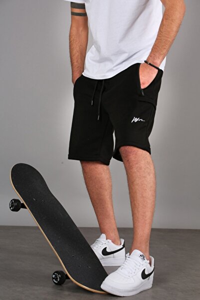 Madmext Black Capri Shorts 5443