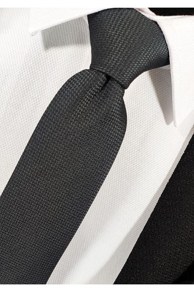 BLC Basic Line Co. مجموعة مناديل دوبي ذات اللون الرمادي الفحمي