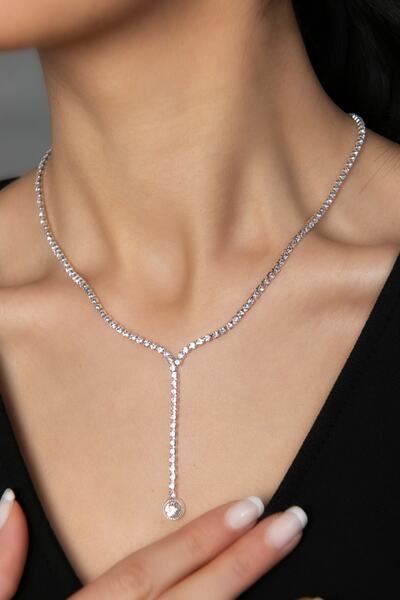 Elika Silver قلادة موديل الممر المائي للسيدات