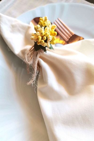 Emtory Home 6 Pieces of Bud Flowering Natural Wooden Napkin Rings