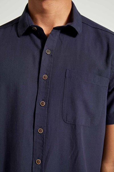 DeFacto Чоловіча темно-синя сорочка Slim Fit Basic з коротким рукавом R1706AZ20SP