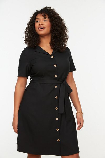 Trendyol Curve Große Größen in Kleid - Schwarz - Blusenkleid