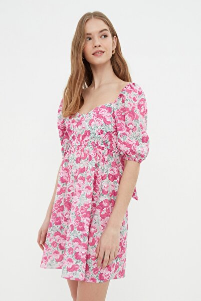 Trendyol Collection Μίνι υφαντό φόρεμα TWOSS22EL1107 Ροζ Floral Skater/Ζώνη με άνοιγμα στην πλάτη