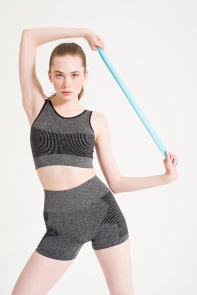 Formactive Смесен безшев спортен сутиен с дебели презрамки