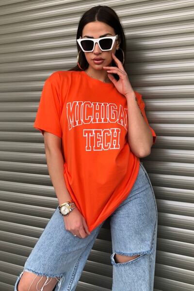 MODAGEN تي شيرت نسائي كبير الحجم مطبوع عليه حروف Orange Michigan Tech