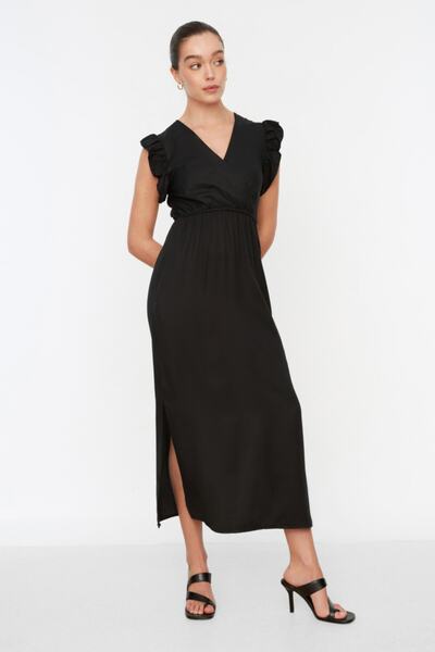 Trendyol Collection Tkané šaty s černými tkanými rukávy TWOSS20EL1918