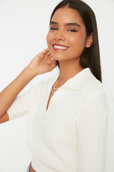 Trendyol Collection Ecru Slim Knitwear Crop-Bluse – TWOSS22KZ0014