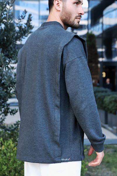 GUARAZ Oversize Gray Embroidery Detailed Padded Knitted Sweatshirt