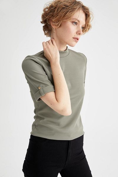 DeFacto Women's Gray Sle Detailed Stand Collar Relax Fit T-Shirt