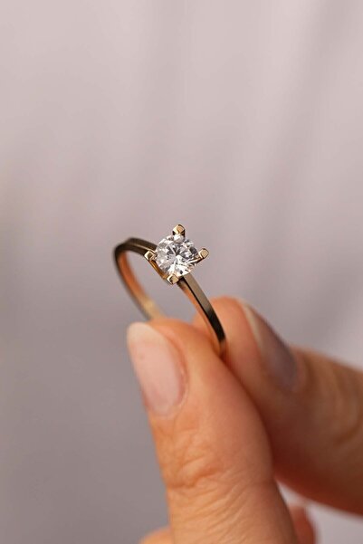 YAVUZ KUYUMCULUK 14 Ayar Altın Tektaş Yüzük V Kesim