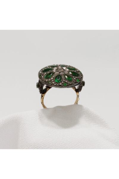 Altınöz Mücevherat Elmas Ve Zümrüt Taşlı Rose Altın Yüzük