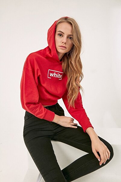 ESCBUTİK Κοντό φούτερ με κουκούλα με λευκό τύπωμα