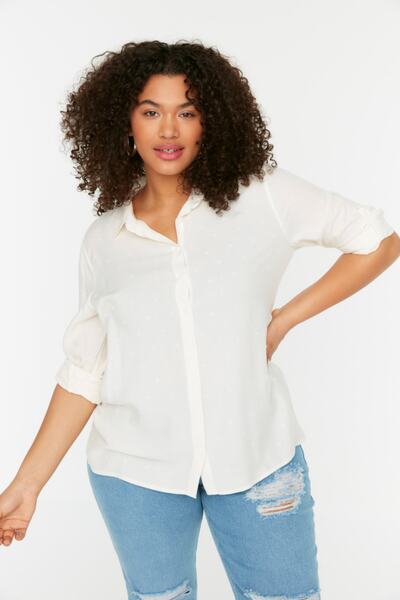 Trendyol Curve White Jacquard Woven Shirt TBBSS22GO0362