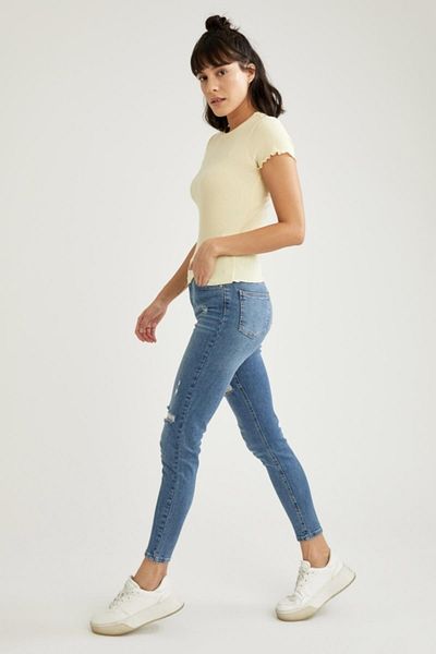 DeFacto Slim Fit Crew Neck Short Sleeve T-Shirt
