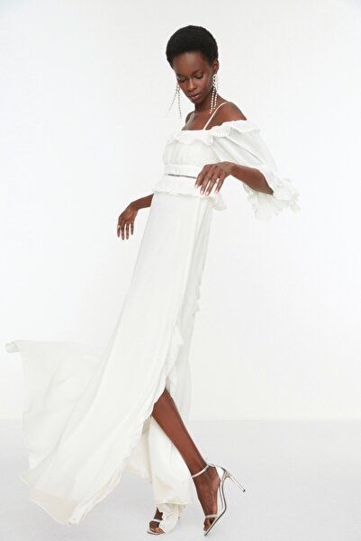 Trendyol Collection Ecru Flounced šifonový střih do A – dlouhé svatební/svatební šaty TPRSS19FZ0278