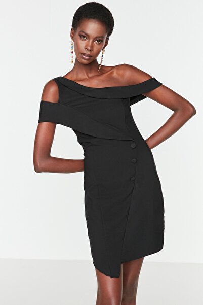 Trendyol Collection Tkané krátké šaty - černý límec s podrobnostmi TPRSS21EL2031