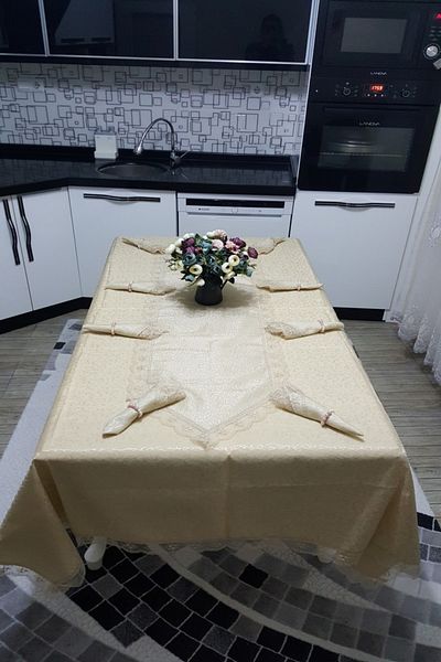 Çalışkan Çeyiz Evi Kdk Worry-Free комплект за хранене за 8 души, устойчив на петна, с дантела