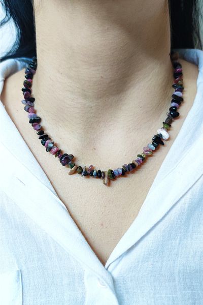 Armis Tourmaline Stone Natural Cracked Stone Necklace