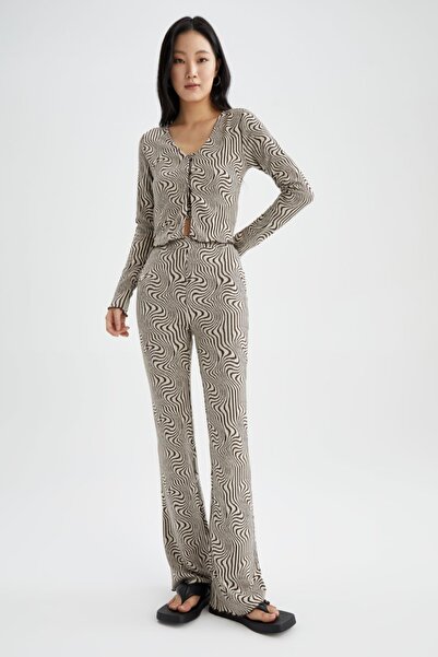 DeFacto Testhezálló V-nyakú zebra mintás kardigán