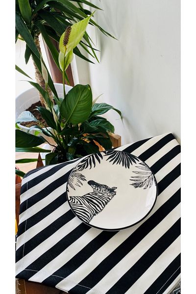White Alamode Runner cu ciucuri cu model de băț de culoare alb-negru