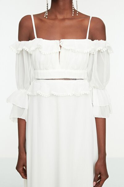 Trendyol Collection Ecru Flounced šifonový střih do A – dlouhé svatební/svatební šaty TPRSS19FZ0278