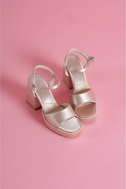 DİVOLYA Fell Beige Satin Platform Heeled Casual Shoes