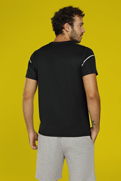 Kinetix Ландер Тішерт