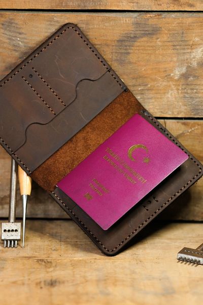 New Coast Leather 1900's Unisex Γνήσιο Δερμάτινο Χειροποίητο Πορτοφόλι Διαβατηρίου