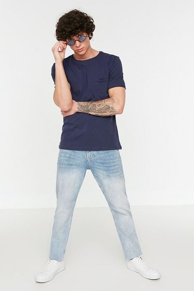 Trendyol Collection Námořnické modré bavlněné tričko Slim Fit s krátkým rukávem a kapsami - TMNSS20TS0305