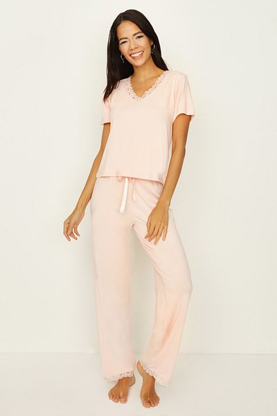 Select Moda Set de pijamale tricotate cu dantelă pudrată pentru femei