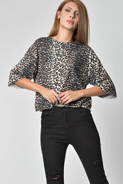 Cotton Candy Γυναικείο μπλουζάκι με καφέ λεοπάρ σχέδιο